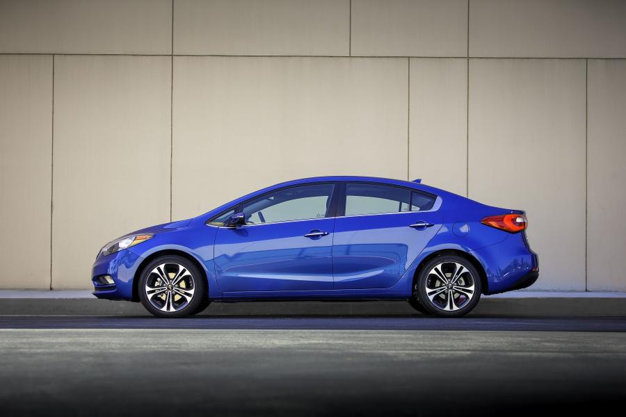  Kia Forte 2014 года  (фото 116 из 125)